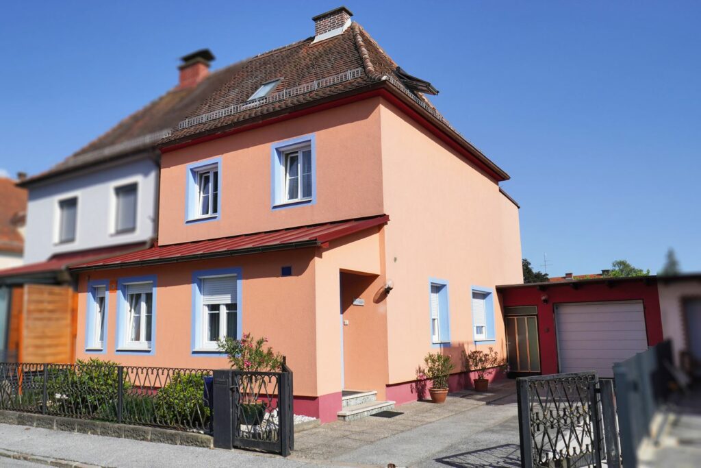 Beautiful semi detached house for sale in the centre of Fürstenfeld